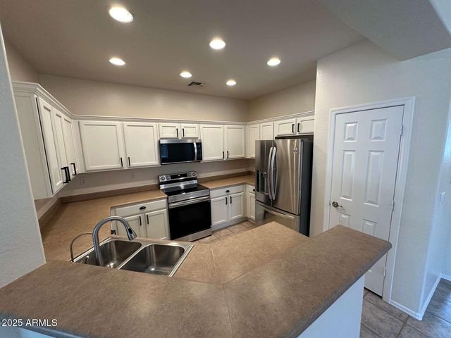 39508 N PRAIRIE Lane, Anthem, AZ 85086