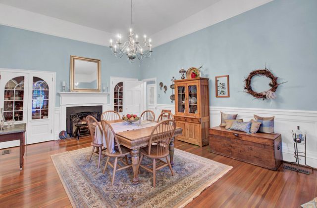 517 W Carolina Avenue, Summerville, SC 29483