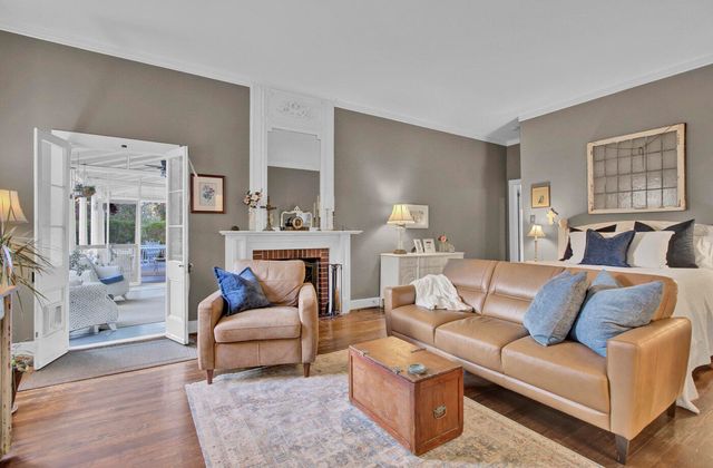 517 W Carolina Avenue, Summerville, SC 29483