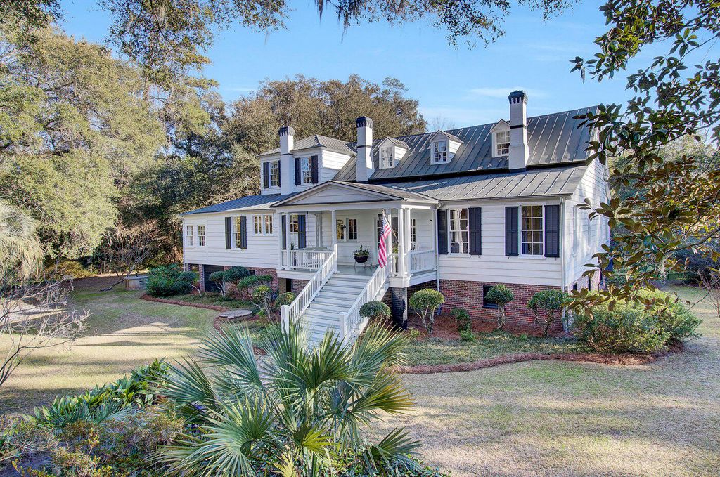 517 W Carolina Avenue, Summerville, SC 29483