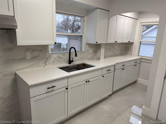 7639 Ternes Street, Dearborn, MI 48126