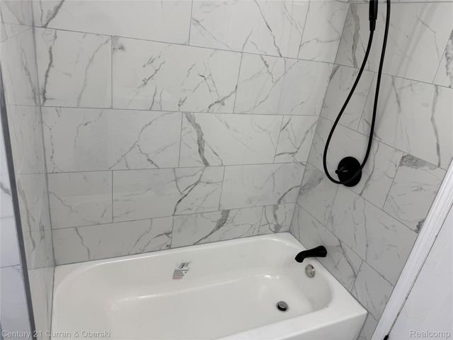 7639 Ternes Street, Dearborn, MI 48126