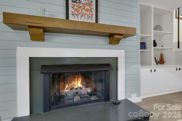 403 Crowfields Drive, Asheville, NC 28803