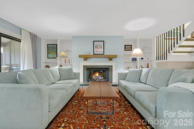 403 Crowfields Drive, Asheville, NC 28803