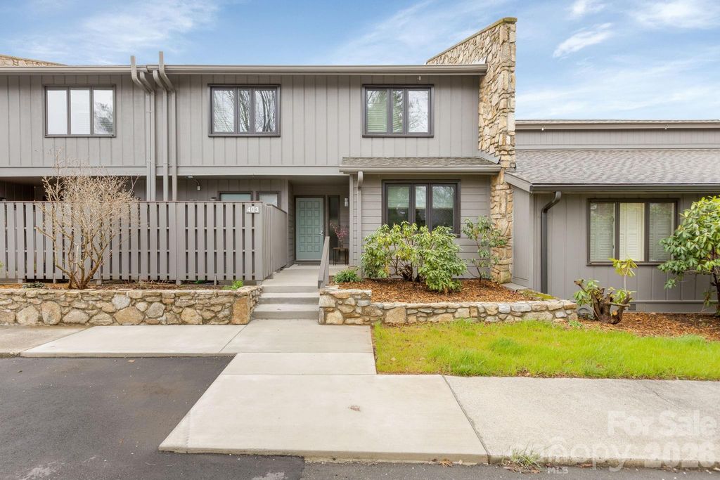 403 Crowfields Drive, Asheville, NC 28803