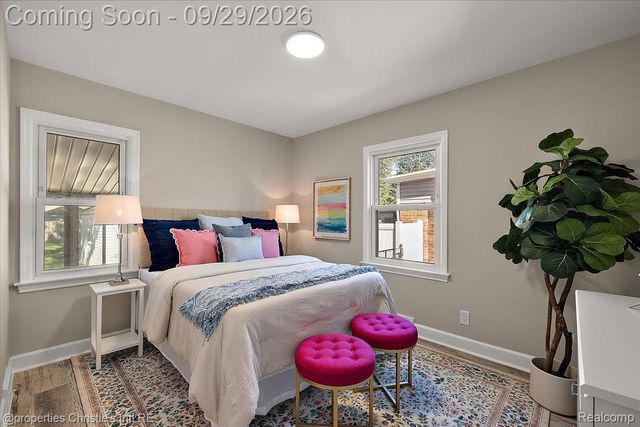 1544 Hampton Road, Grosse Pointe Woods, MI 48236