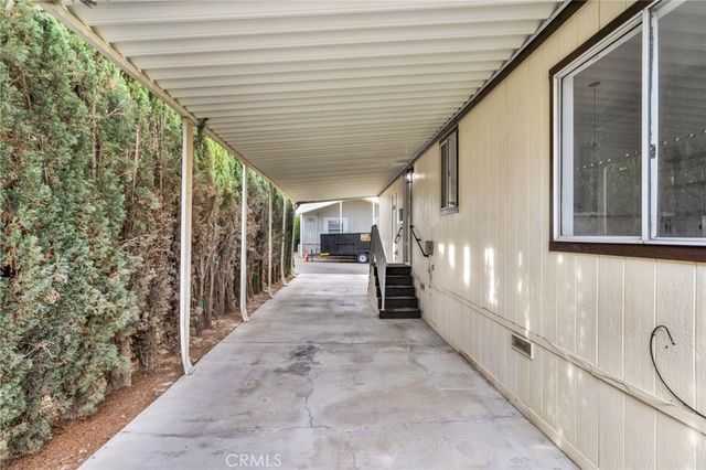 20843 Waalew C145, Apple Valley, CA 92307