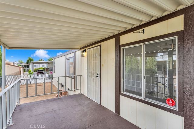 20843 Waalew C145, Apple Valley, CA 92307