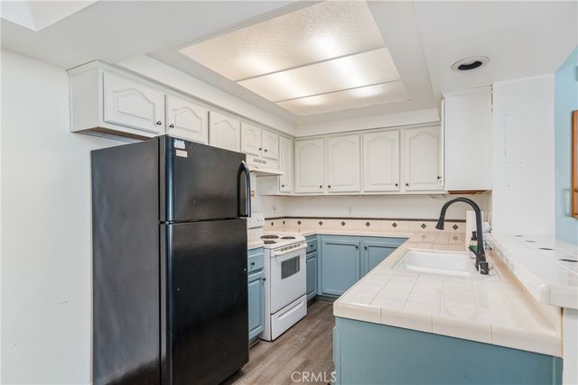 49 Town And Country Road, Pomona, CA 91766