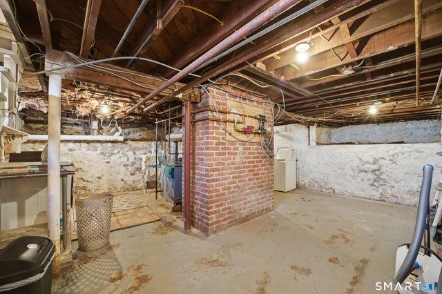 56 Windsor Road, Stamford, CT 06905