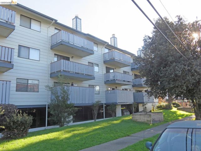 325 Valle Vista Ave 117, Hayward, CA 94544