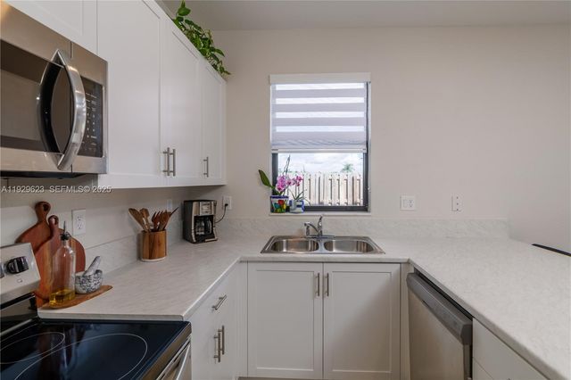 10079 SW 228th Ter 10079, Miami, FL 33190