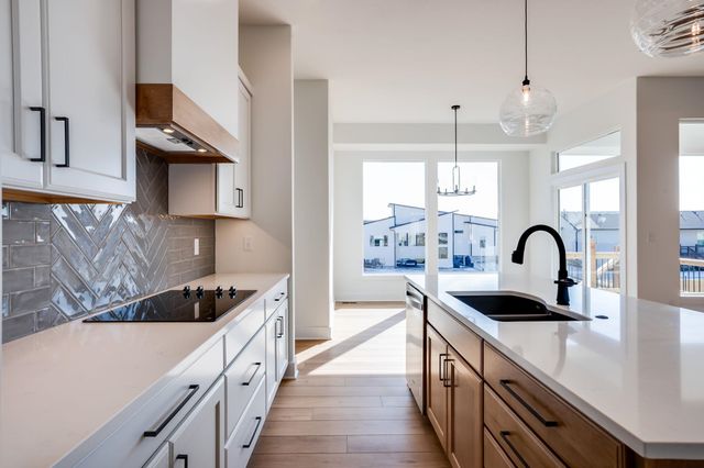 284 S Wellcrest Ct., Wichita, KS 67052