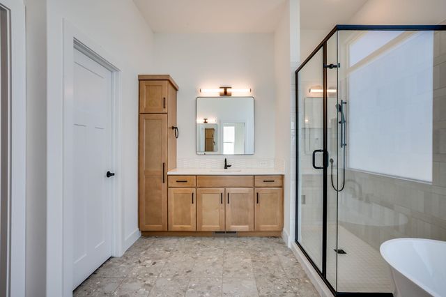 284 S Wellcrest Ct., Wichita, KS 67052