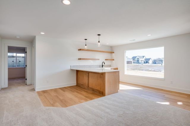 284 S Wellcrest Ct., Wichita, KS 67052