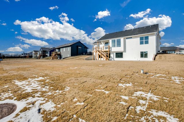 284 S Wellcrest Ct., Wichita, KS 67052