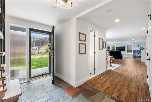 1 Fox Ridge Road, Armonk, NY 10504