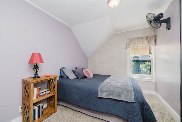 99 Pleasant St, Mansfield, MA 02048