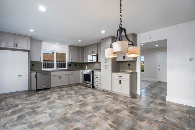 8973 CARLEY CIR, San Diego, CA 92126