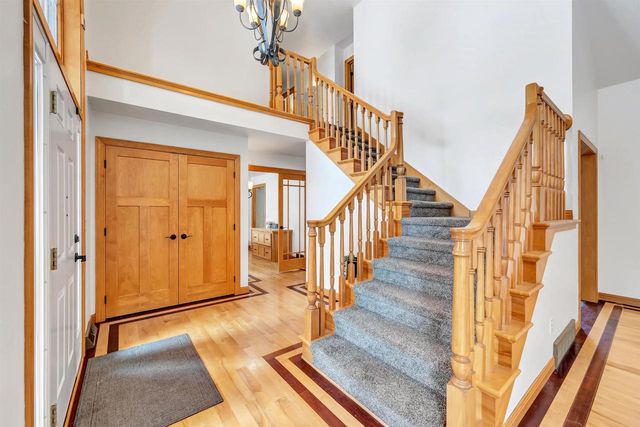 1941 HORSESHOE LANE, De Pere, WI 54115