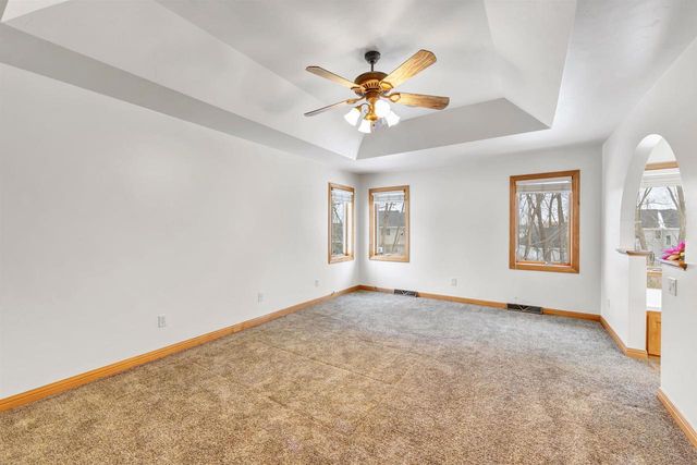 1941 HORSESHOE LANE, De Pere, WI 54115