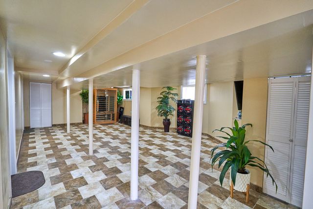200 N Mayfield Avenue, Chicago, IL 60644