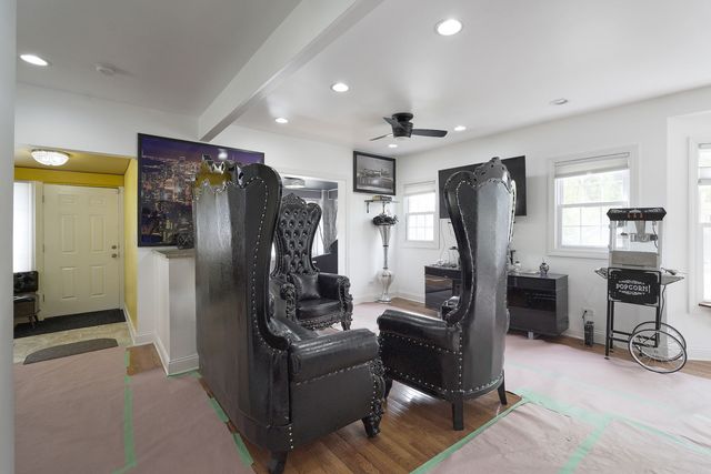 200 N Mayfield Avenue, Chicago, IL 60644