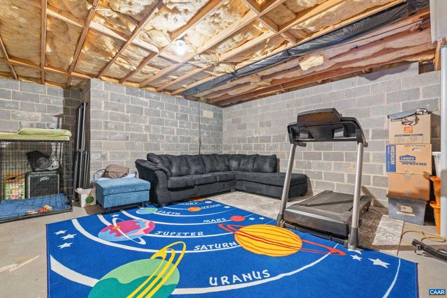 21 ASHTON RD, Palmyra, VA 22963
