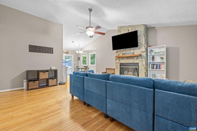 21 ASHTON RD, Palmyra, VA 22963