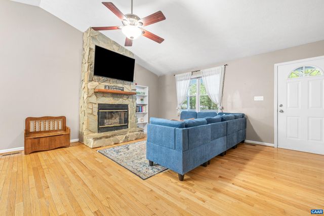 21 ASHTON RD, Palmyra, VA 22963