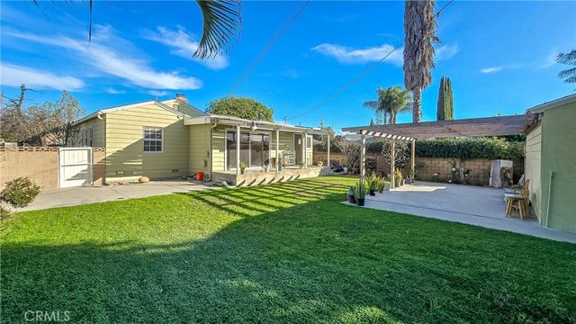 725 S Gaybar, West Covina, CA 91790