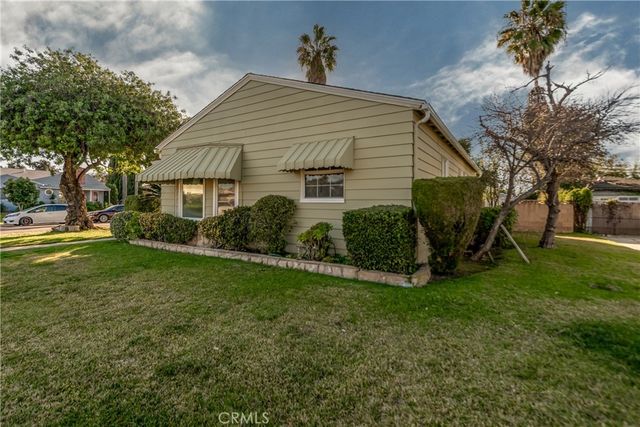 725 S Gaybar, West Covina, CA 91790