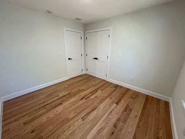 272 S Main St, Hopedale, MA 01747
