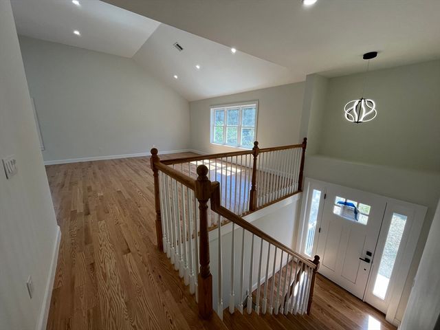 272 S Main St, Hopedale, MA 01747