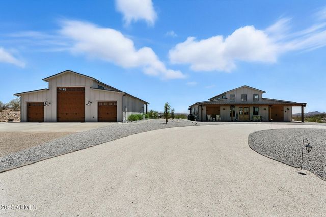 37827 S GODS COUNTRY Road, Wickenburg, AZ 85390