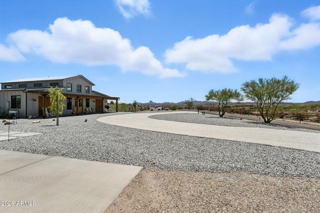 37827 S GODS COUNTRY Road, Wickenburg, AZ 85390
