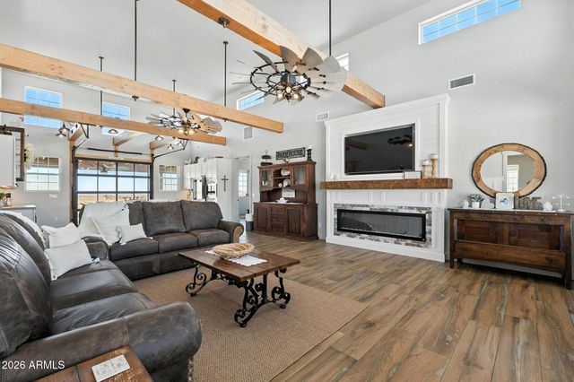 37827 S GODS COUNTRY Road, Wickenburg, AZ 85390