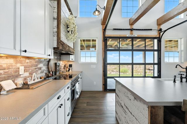 37827 S GODS COUNTRY Road, Wickenburg, AZ 85390