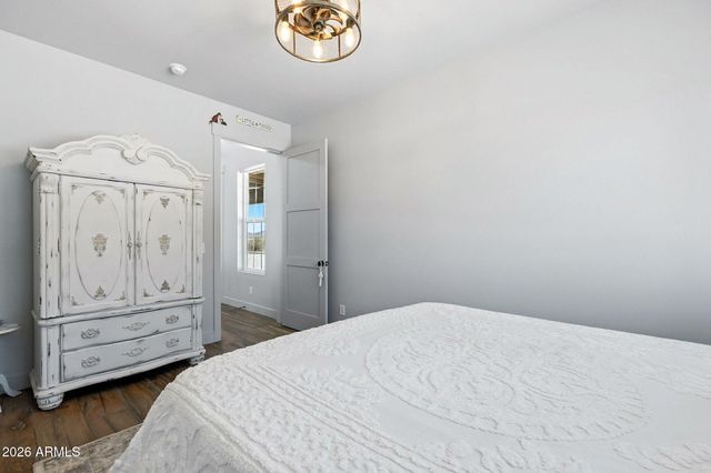 37827 S GODS COUNTRY Road, Wickenburg, AZ 85390