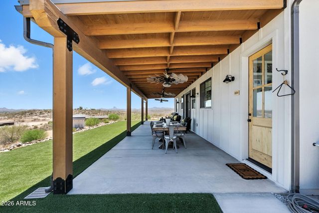 37827 S GODS COUNTRY Road, Wickenburg, AZ 85390