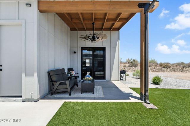 37827 S GODS COUNTRY Road, Wickenburg, AZ 85390