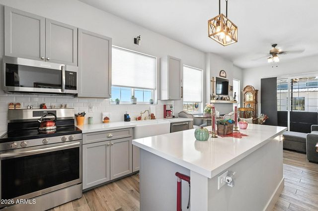 37827 S GODS COUNTRY Road, Wickenburg, AZ 85390