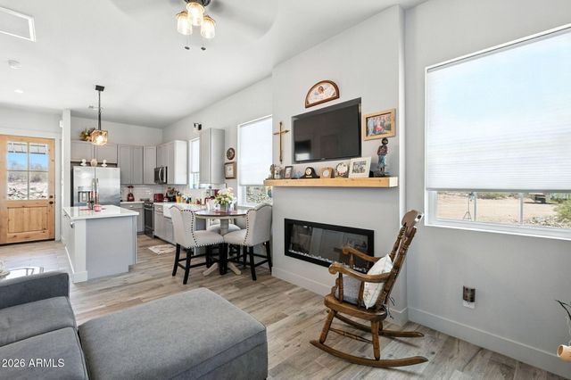 37827 S GODS COUNTRY Road, Wickenburg, AZ 85390