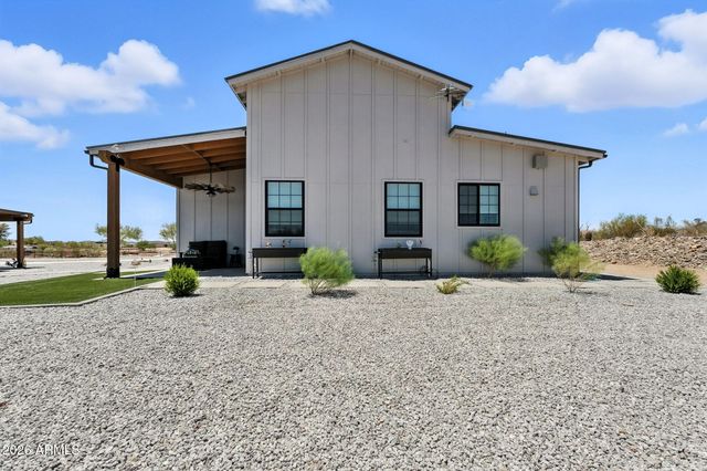 37827 S GODS COUNTRY Road, Wickenburg, AZ 85390