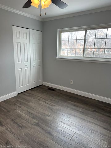 653 E Fox Hills Drive 49, Bloomfield Hills, MI 48304