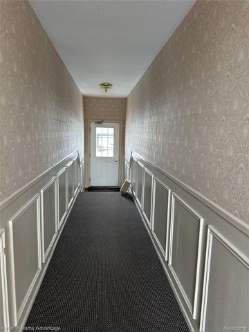 653 E Fox Hills Drive 49, Bloomfield Hills, MI 48304