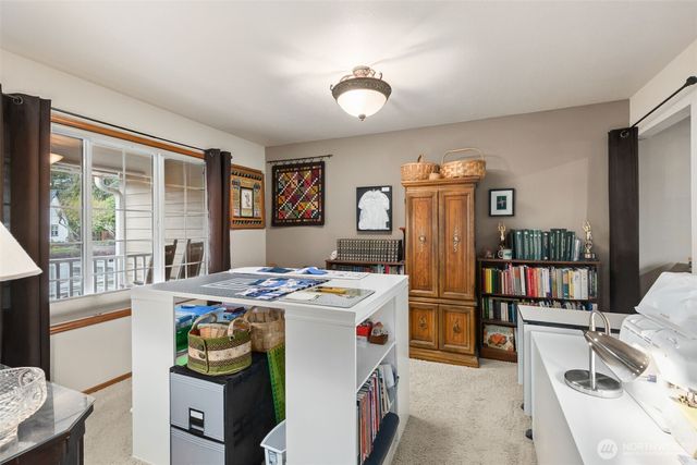 7206 Deerfield Park Drive NE, Olympia, WA 98516