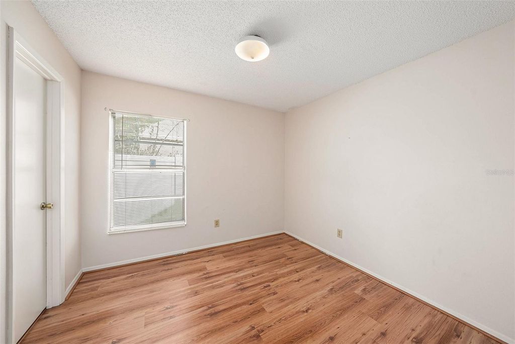 Image 20 of property listing at 7112 HOLLOWELL DRIVE, Tampa, FL 33634