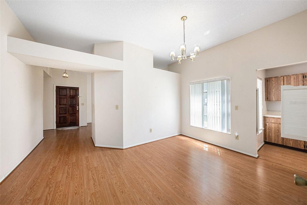 Image 9 of property listing at 7112 HOLLOWELL DRIVE, Tampa, FL 33634