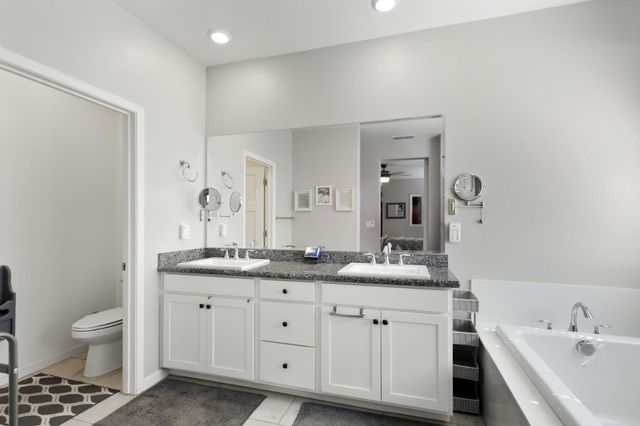 3652 Edington Dr, Rancho Cordova, CA 95742